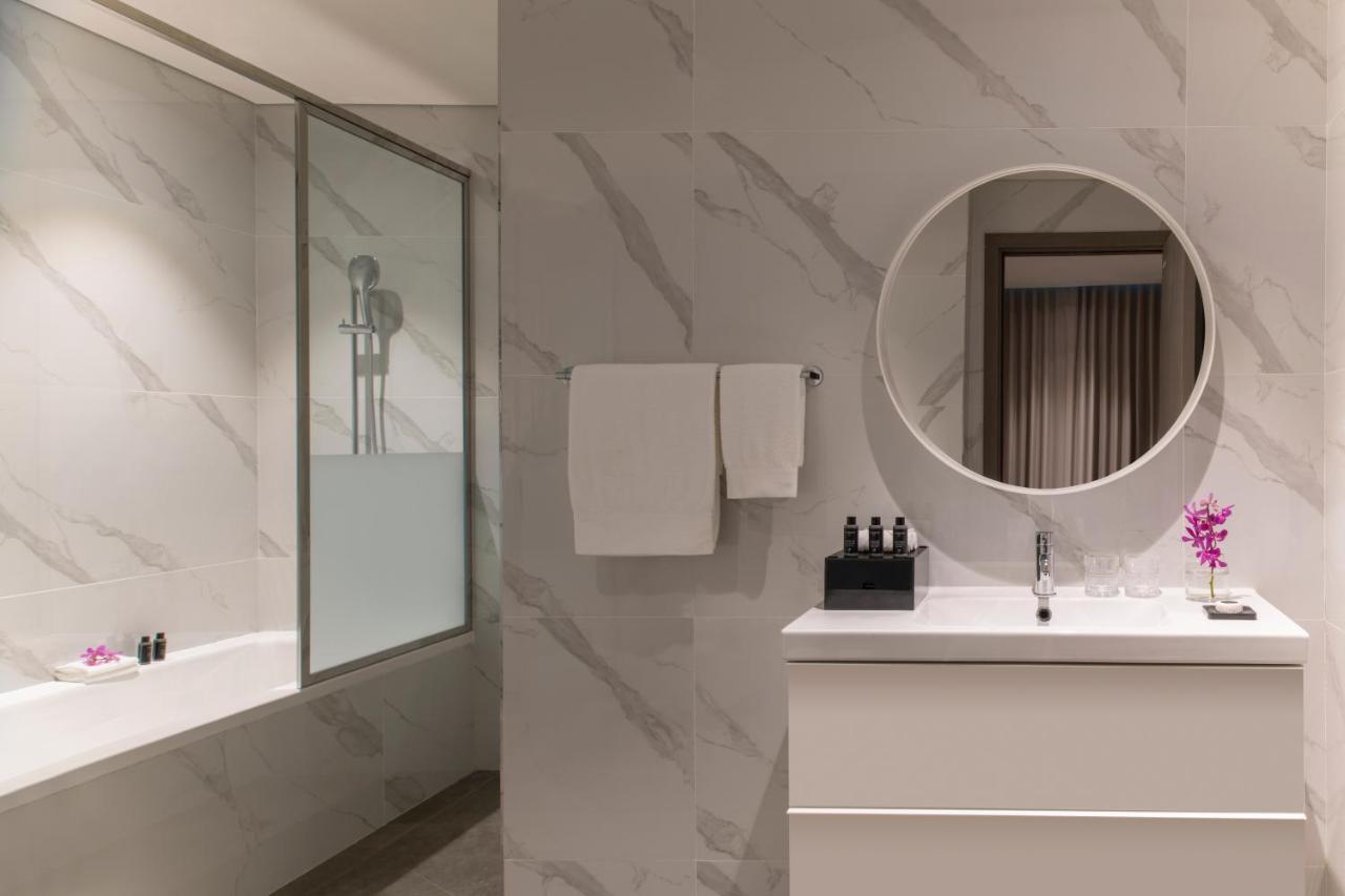 Steigenberger Residence Doha Exterior photo Bathroom
